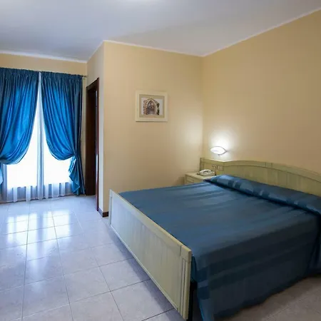 ホテル Cristoforo Colombo 4*