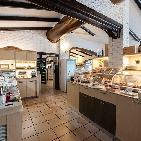 Cristoforo Colombo 4* Osimo