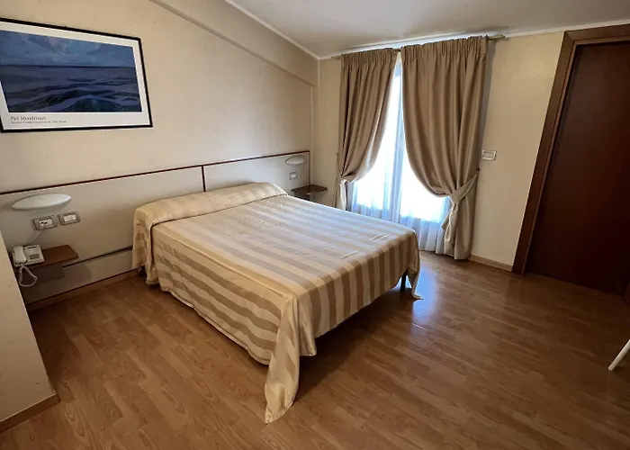 Cristoforo Colombo Hotel 4*